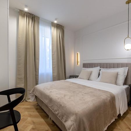 Palace Luxury Suites Сплит Экстерьер фото