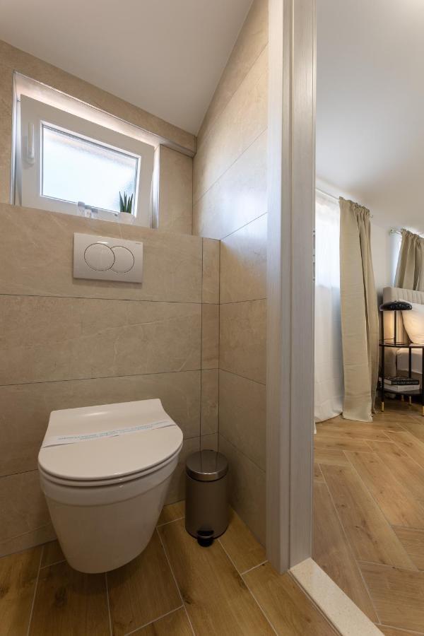 Palace Luxury Suites Сплит Экстерьер фото