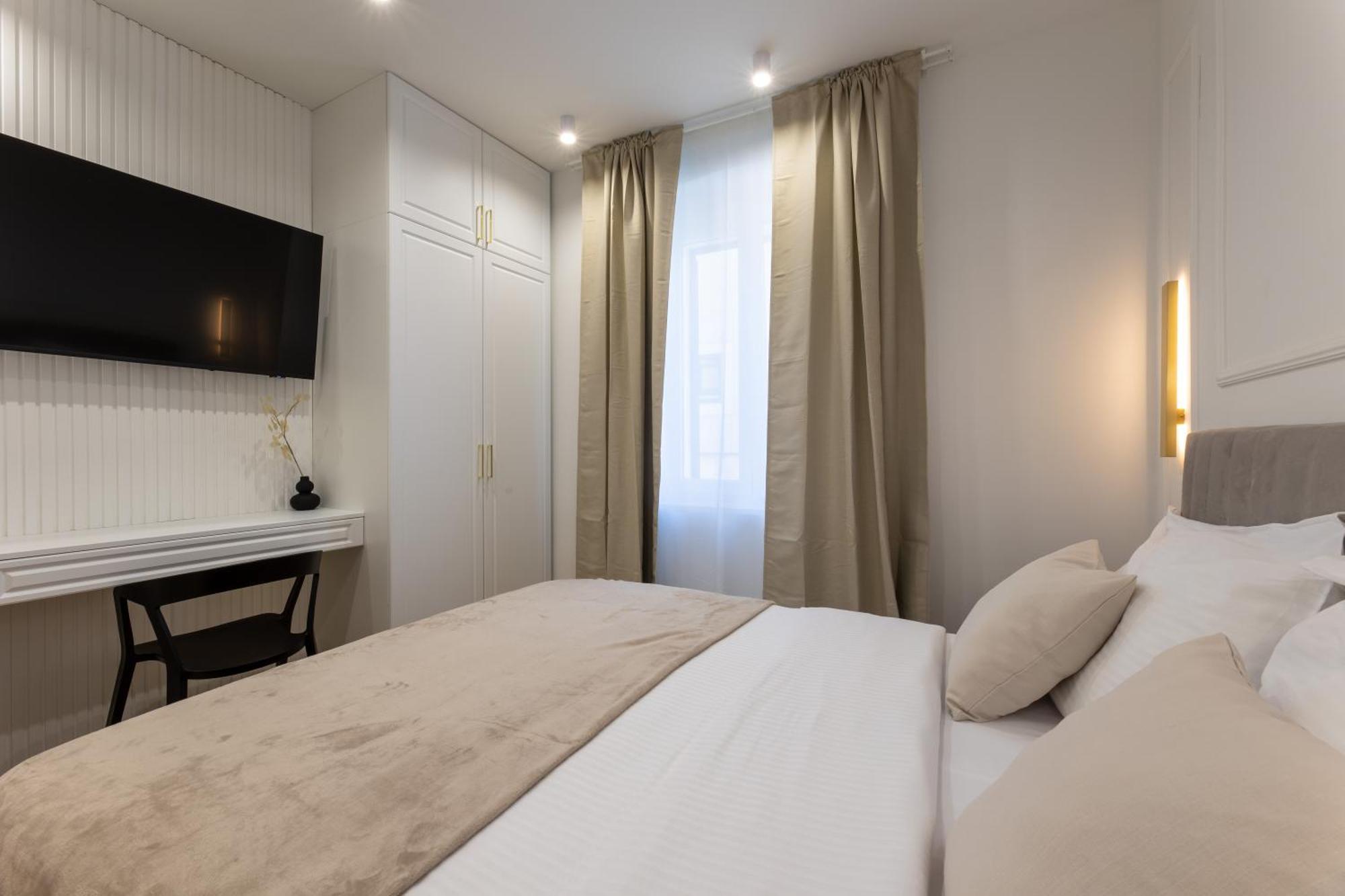 Palace Luxury Suites Сплит Экстерьер фото