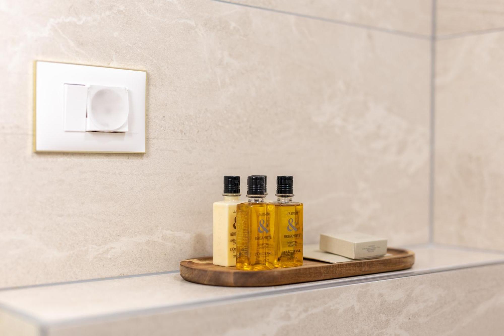 Palace Luxury Suites Сплит Экстерьер фото
